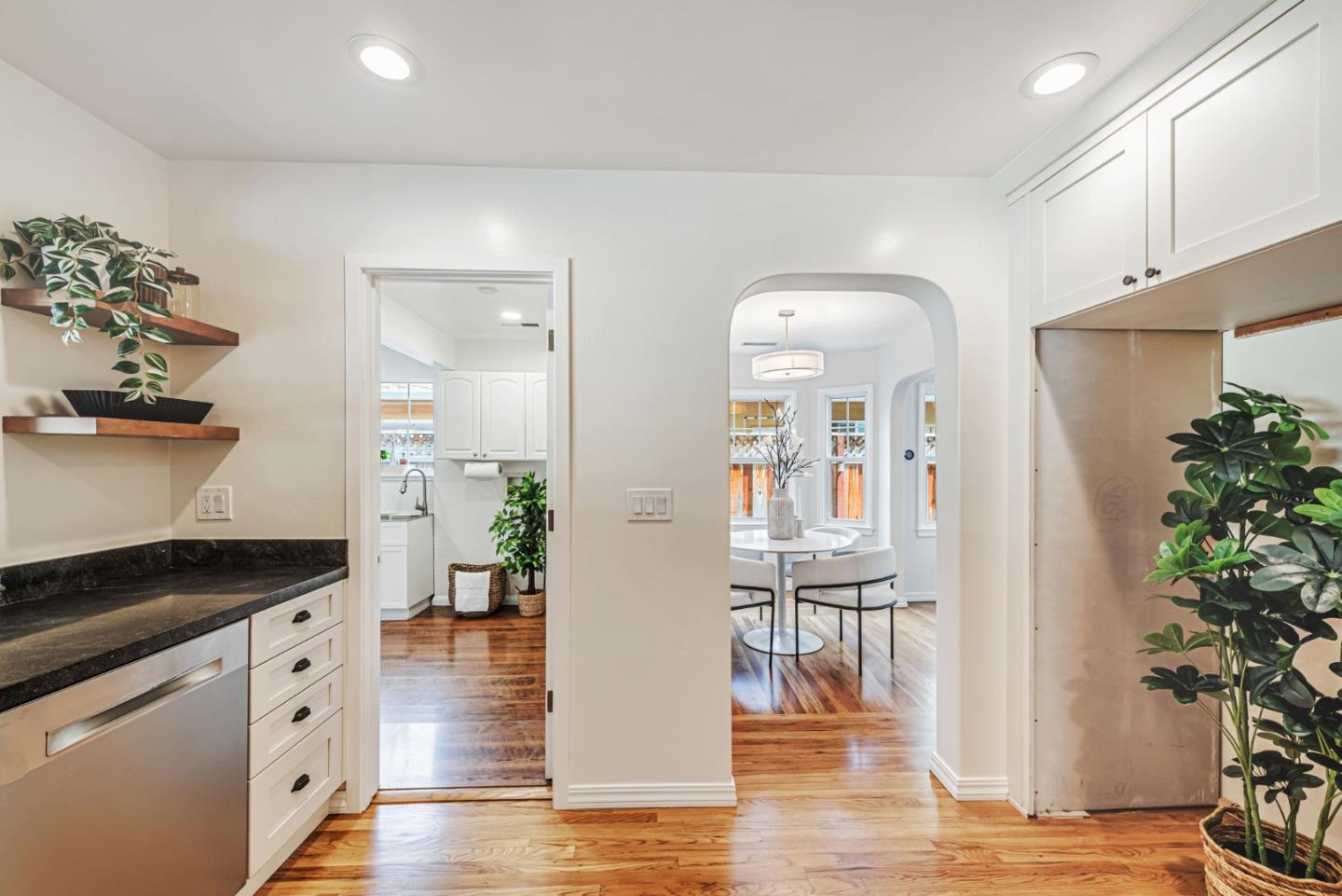Detail Gallery Image 15 of 66 For 2016 Lincoln Ave, San Jose,  CA 95125 - 4 Beds | 3 Baths