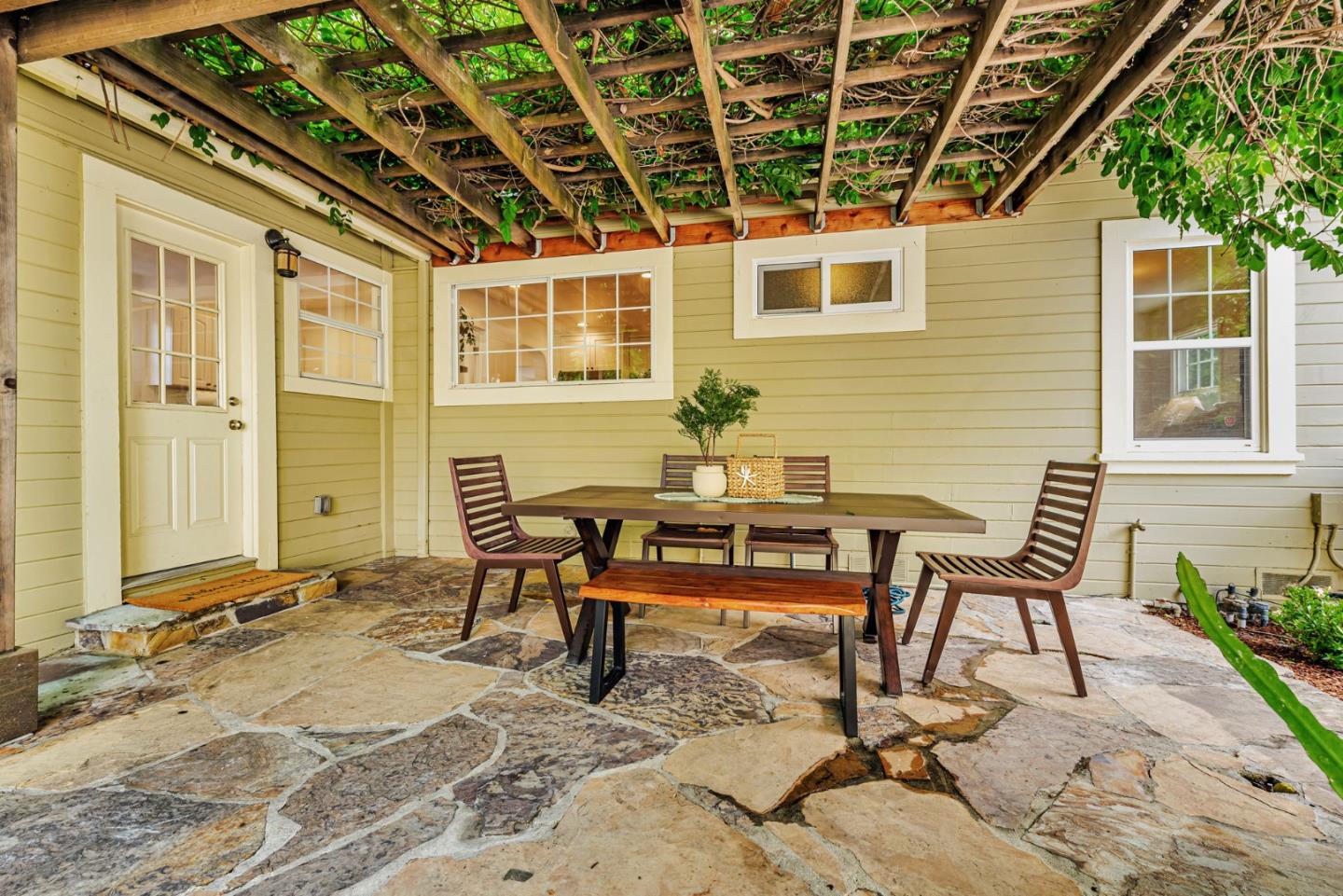 Detail Gallery Image 48 of 66 For 2016 Lincoln Ave, San Jose,  CA 95125 - 4 Beds | 3 Baths