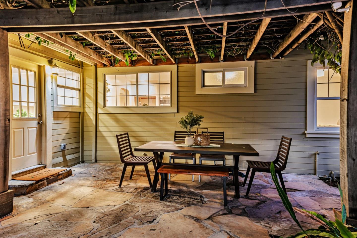Detail Gallery Image 52 of 66 For 2016 Lincoln Ave, San Jose,  CA 95125 - 4 Beds | 3 Baths