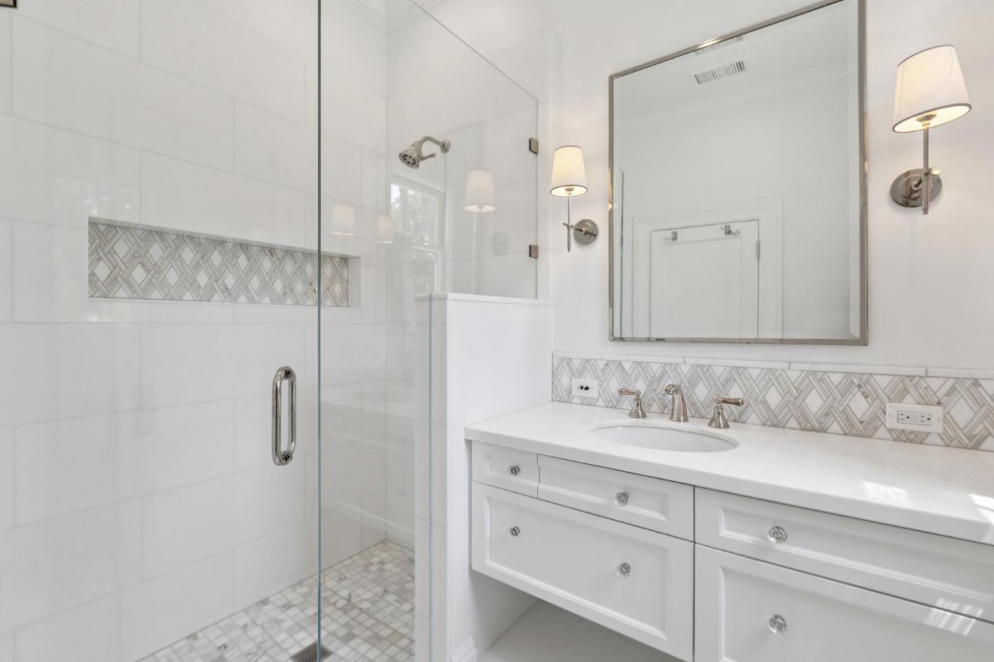 Detail Gallery Image 30 of 54 For Address Not Disclosed, Palo Alto,  CA 94301 - 5 Beds | 5/1 Baths