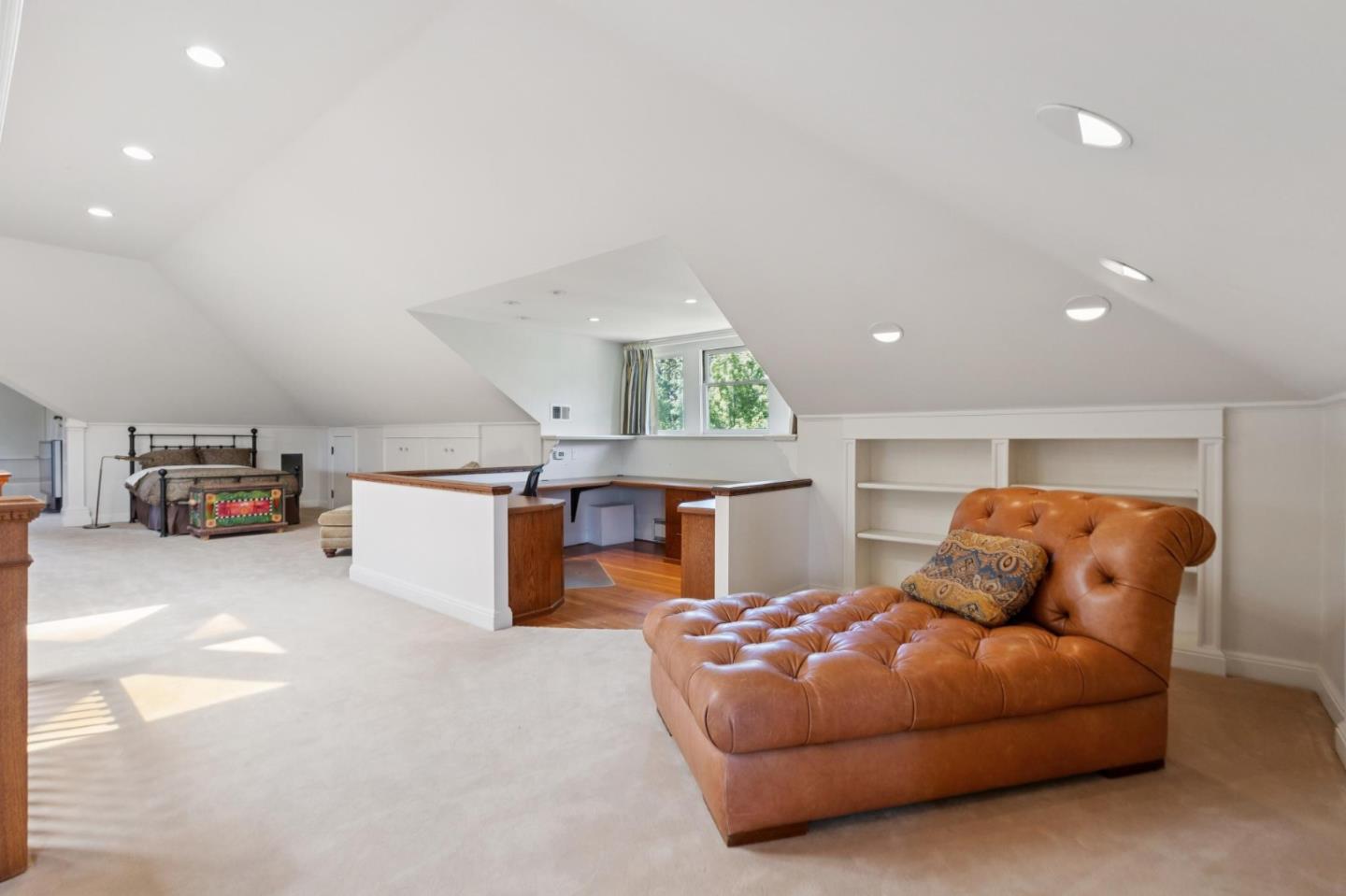 Detail Gallery Image 41 of 54 For Address Not Disclosed, Palo Alto,  CA 94301 - 5 Beds | 5/1 Baths