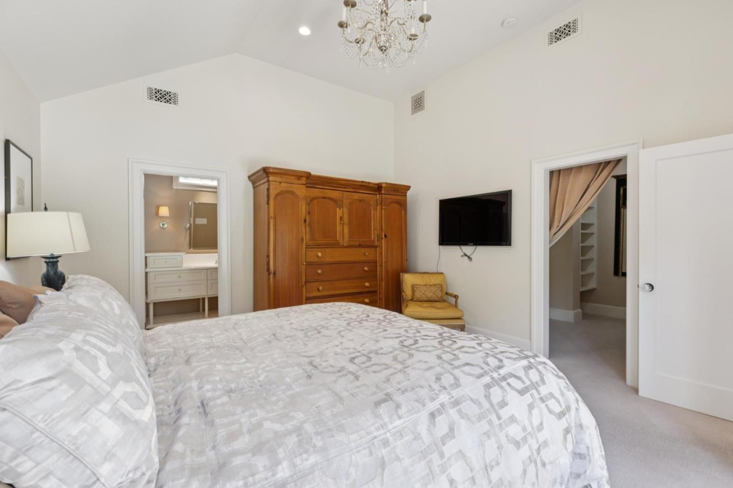 Detail Gallery Image 51 of 54 For Address Not Disclosed, Palo Alto,  CA 94301 - 5 Beds | 5/1 Baths