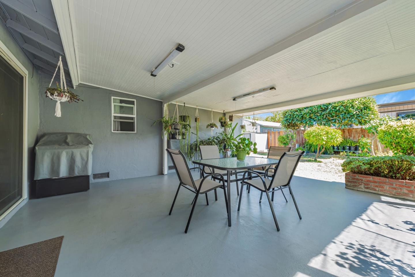 Detail Gallery Image 28 of 32 For 3510 Cabrillo Ave, Santa Clara,  CA 95051 - 3 Beds | 2 Baths
