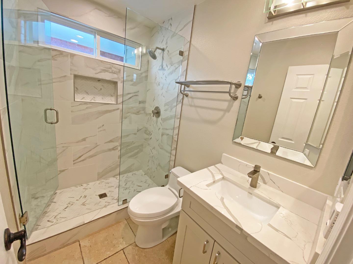 Detail Gallery Image 16 of 42 For 6279 Skywalker Dr, San Jose,  CA 95135 - 4 Beds | 3 Baths