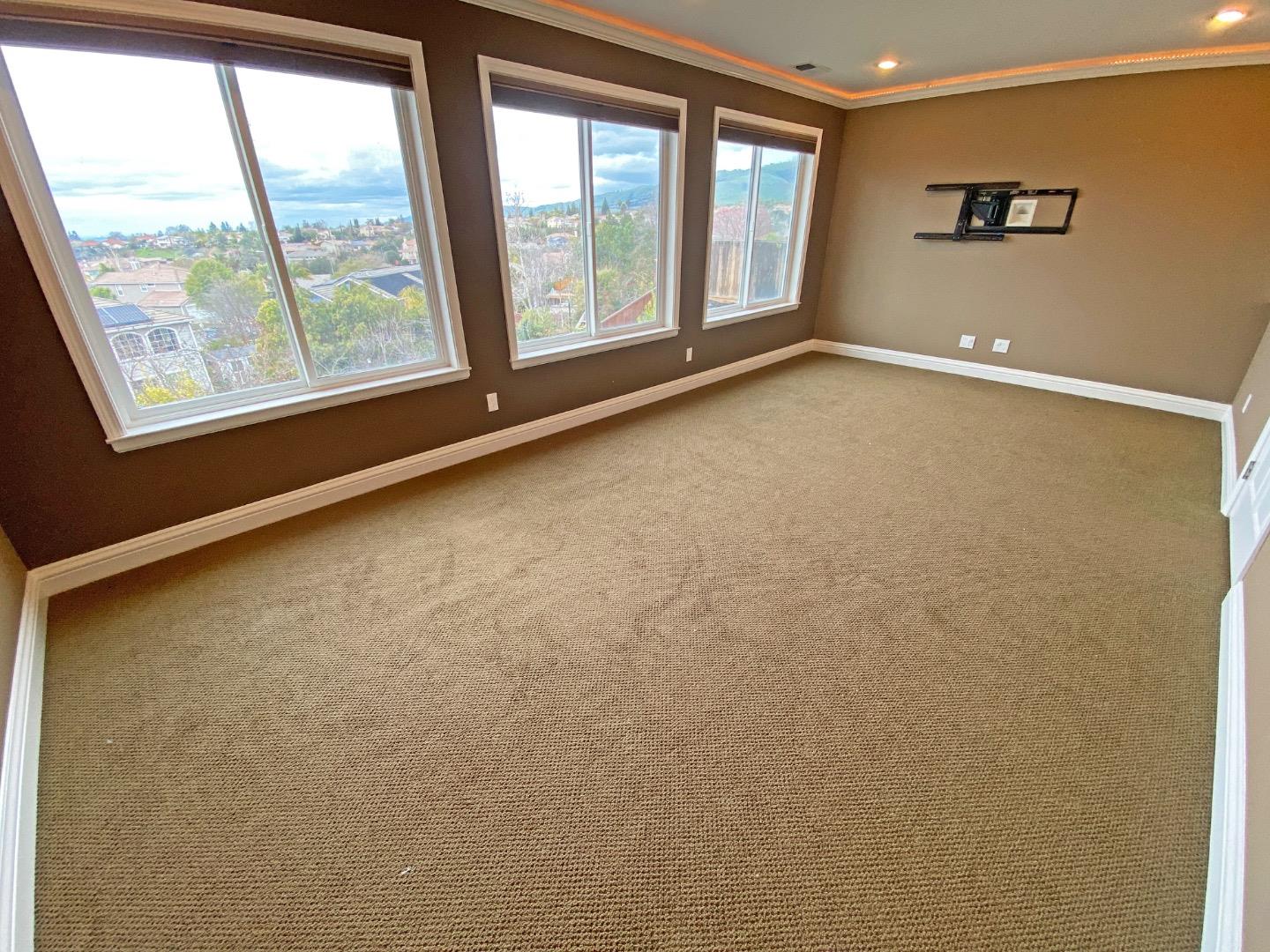 Detail Gallery Image 21 of 42 For 6279 Skywalker Dr, San Jose,  CA 95135 - 4 Beds | 3 Baths