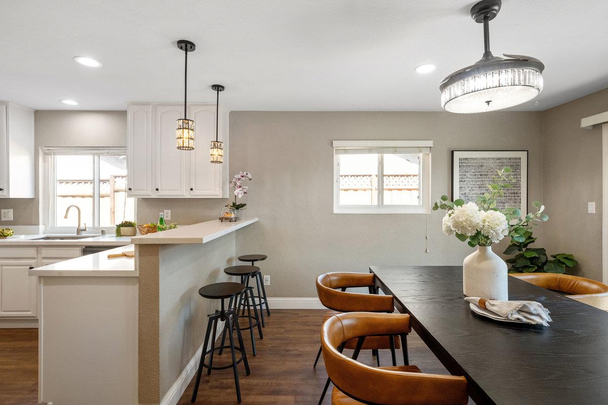 Detail Gallery Image 10 of 29 For 1800 Mcpeak Ct, Tracy,  CA 95376 - 4 Beds | 2 Baths