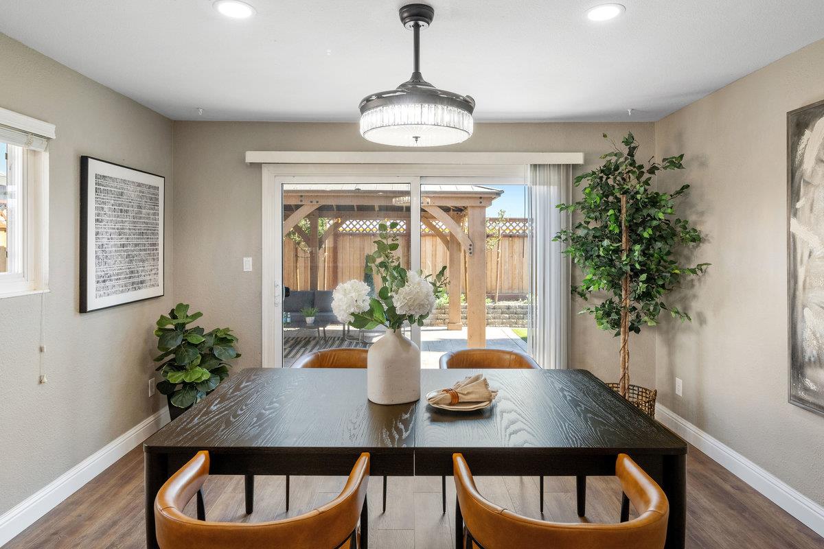 Detail Gallery Image 12 of 29 For 1800 Mcpeak Ct, Tracy,  CA 95376 - 4 Beds | 2 Baths