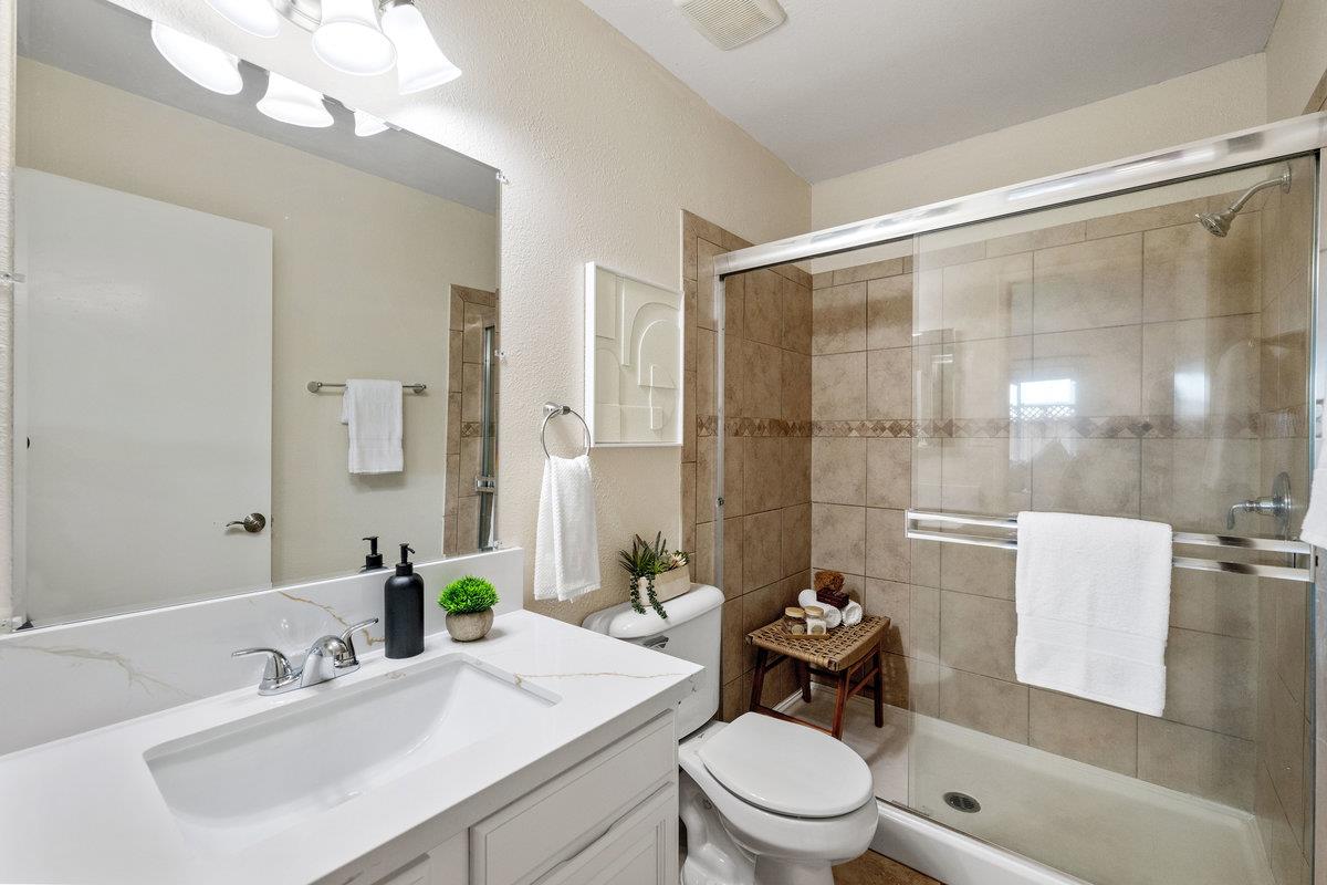 Detail Gallery Image 17 of 29 For 1800 Mcpeak Ct, Tracy,  CA 95376 - 4 Beds | 2 Baths