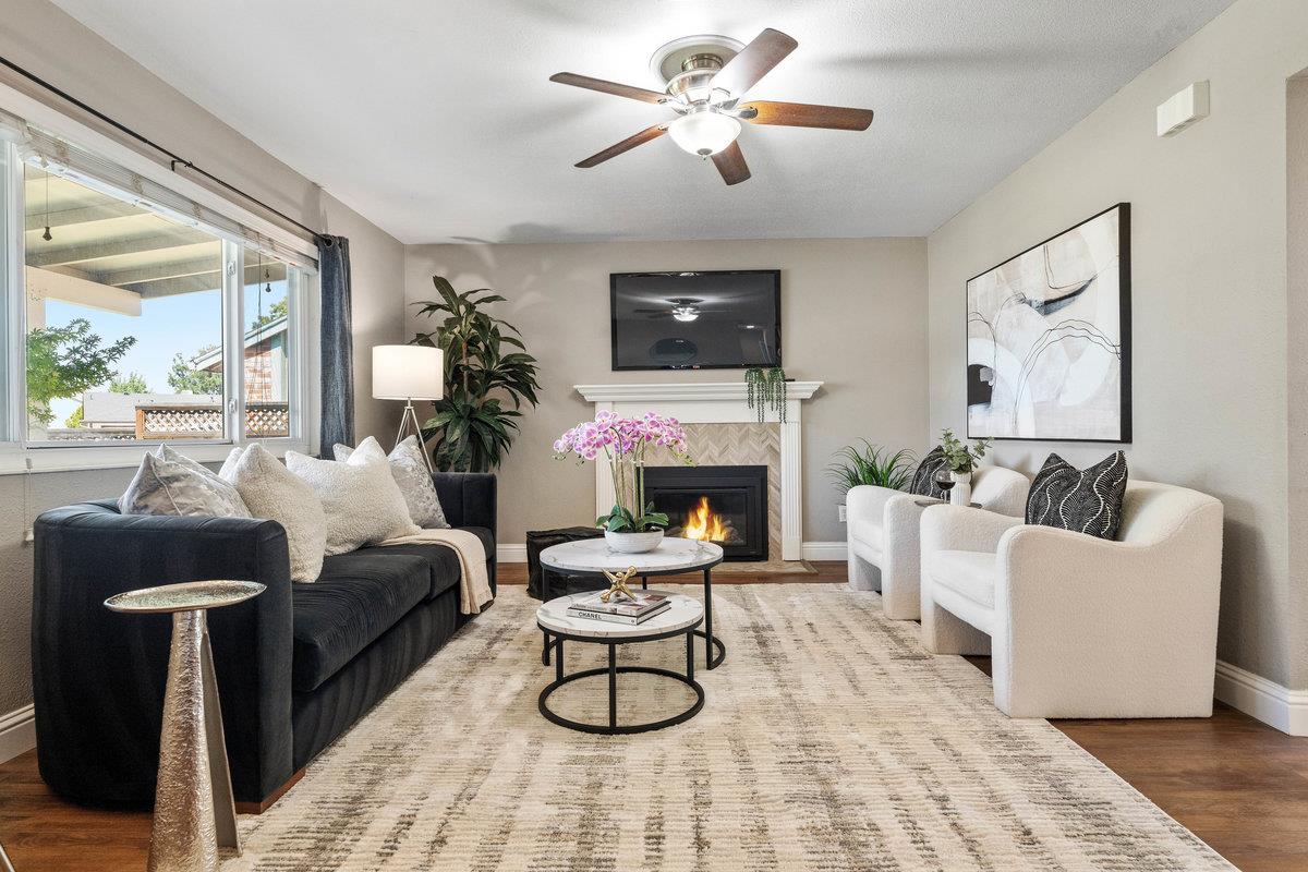 Detail Gallery Image 3 of 29 For 1800 Mcpeak Ct, Tracy,  CA 95376 - 4 Beds | 2 Baths
