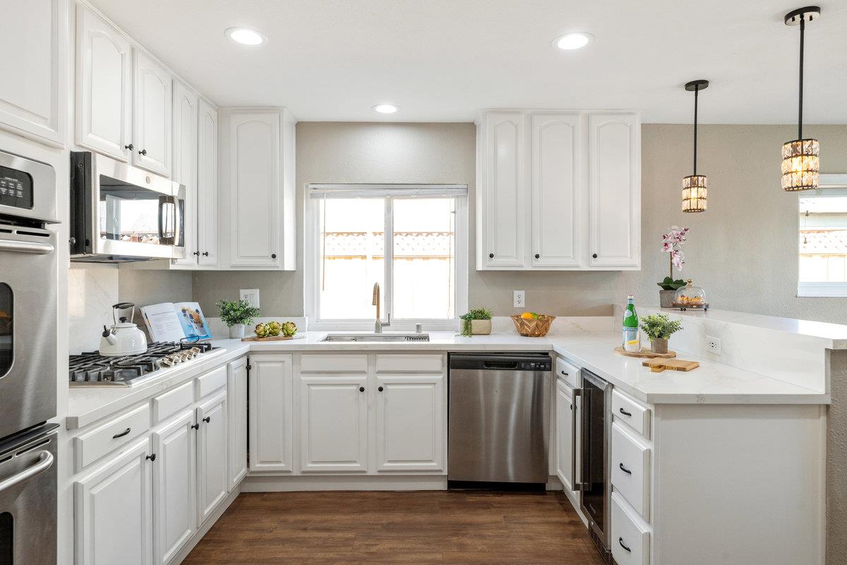 Detail Gallery Image 7 of 29 For 1800 Mcpeak Ct, Tracy,  CA 95376 - 4 Beds | 2 Baths