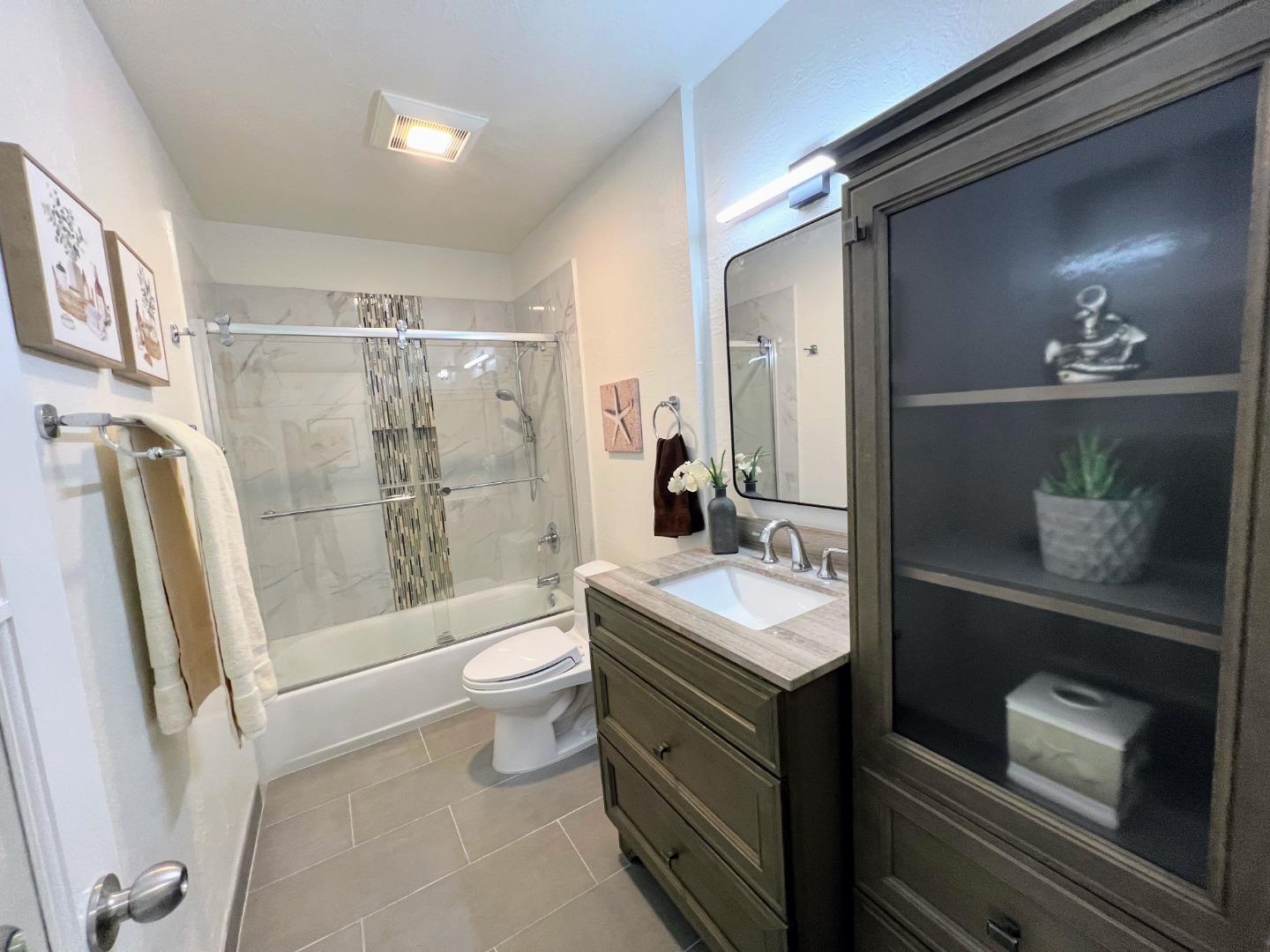 Detail Gallery Image 12 of 19 For 1919 Alameda De Las Pulgas #26,  San Mateo,  CA 94403 - 2 Beds | 2 Baths
