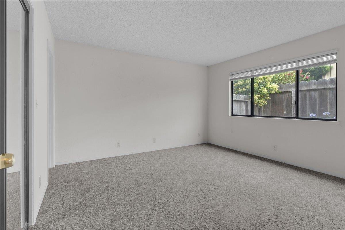 Detail Gallery Image 17 of 35 For 1575 Sepulveda Dr, Salinas,  CA 93906 - 3 Beds | 2 Baths