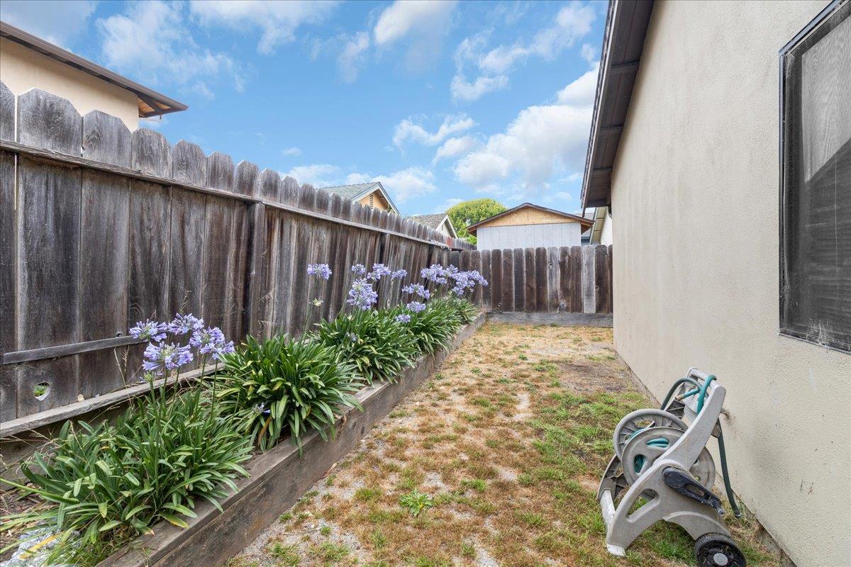 Detail Gallery Image 33 of 35 For 1575 Sepulveda Dr, Salinas,  CA 93906 - 3 Beds | 2 Baths