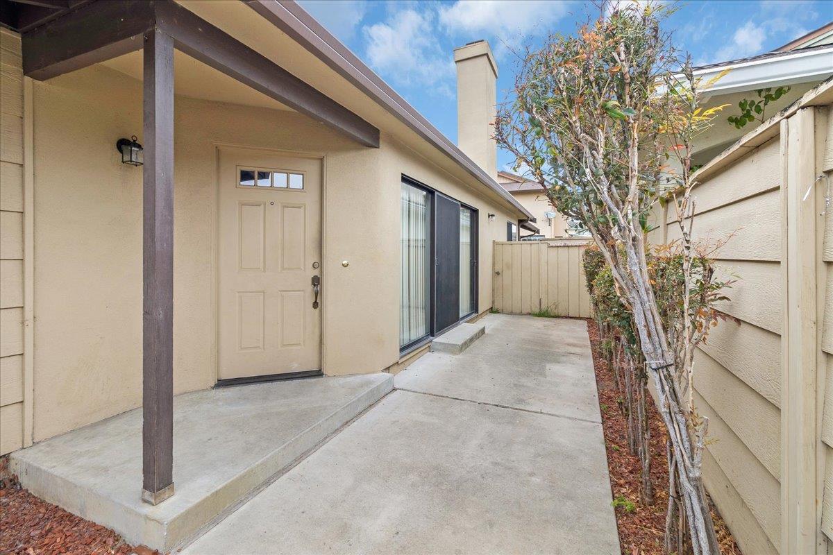 Detail Gallery Image 6 of 35 For 1575 Sepulveda Dr, Salinas,  CA 93906 - 3 Beds | 2 Baths
