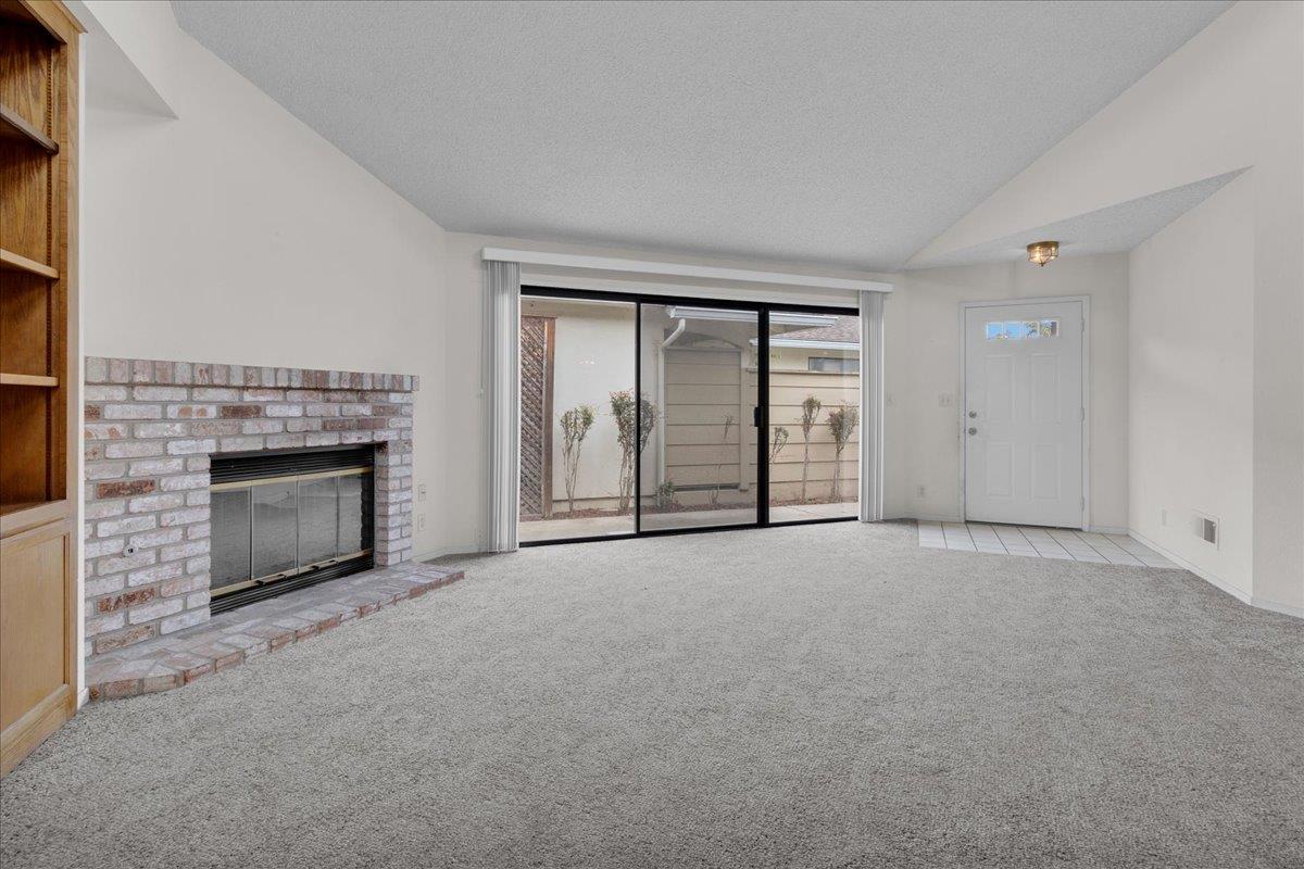 Detail Gallery Image 8 of 35 For 1575 Sepulveda Dr, Salinas,  CA 93906 - 3 Beds | 2 Baths