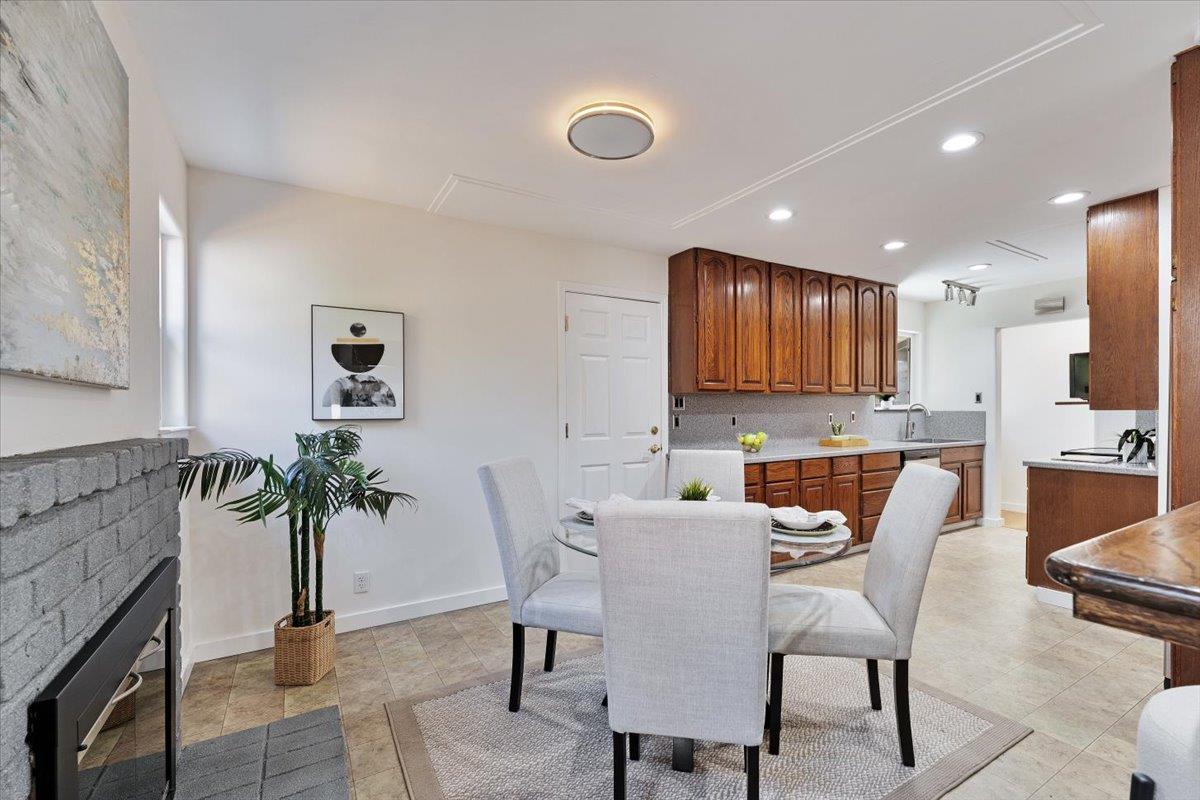 Detail Gallery Image 14 of 40 For 3173 Cyrus Ave, San Jose,  CA 95124 - 3 Beds | 2 Baths