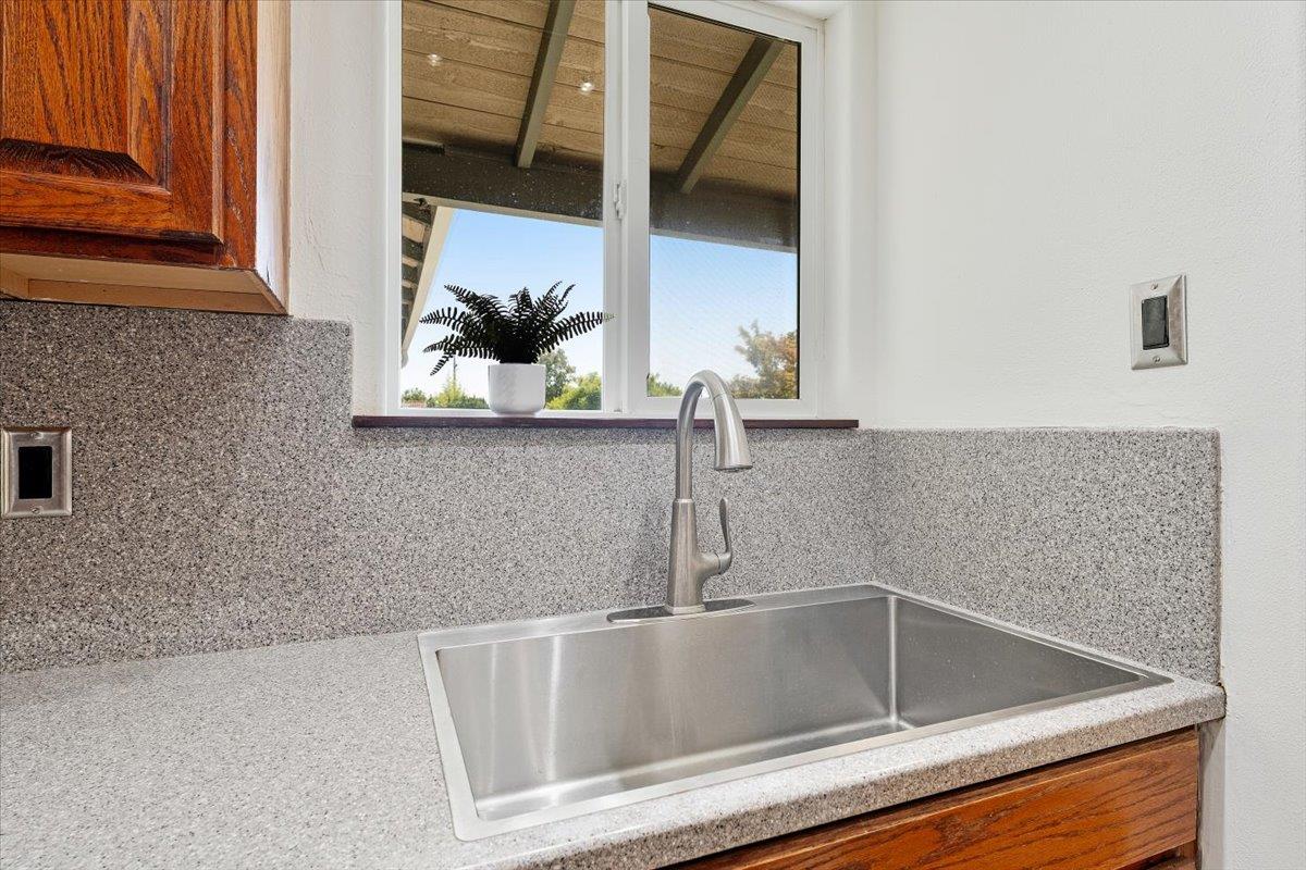 Detail Gallery Image 19 of 40 For 3173 Cyrus Ave, San Jose,  CA 95124 - 3 Beds | 2 Baths
