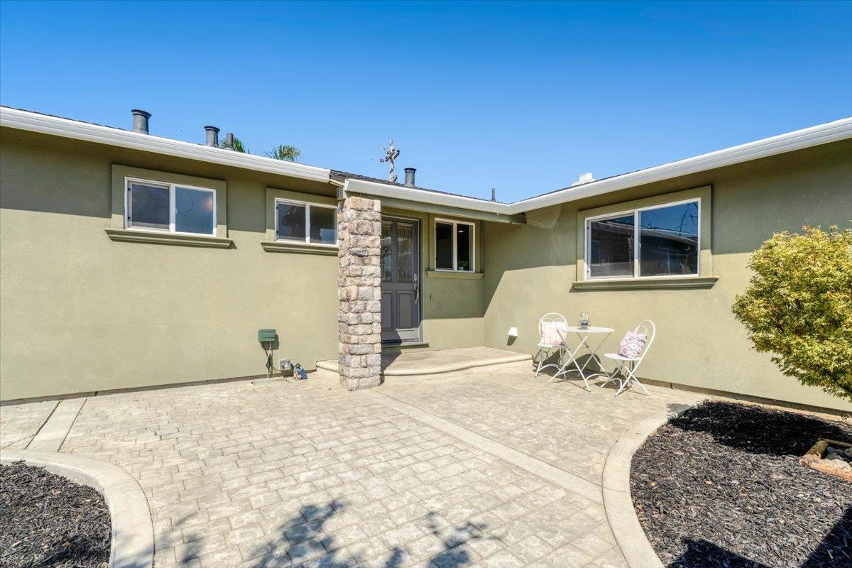 Detail Gallery Image 7 of 40 For 3173 Cyrus Ave, San Jose,  CA 95124 - 3 Beds | 2 Baths