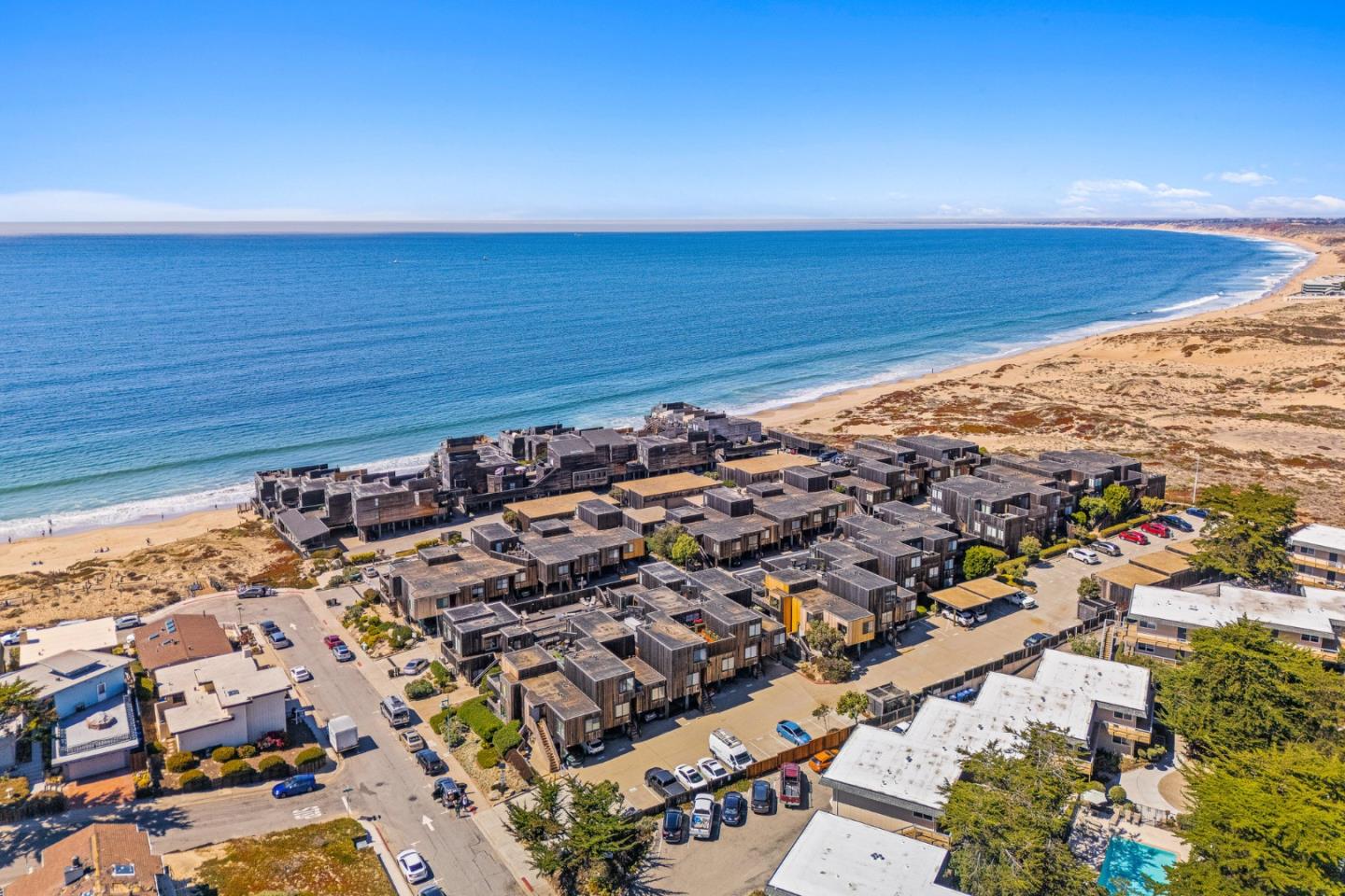 Detail Gallery Image 22 of 27 For 1 Surf Way #122,  Monterey,  CA 93940 - 1 Beds | 1 Baths