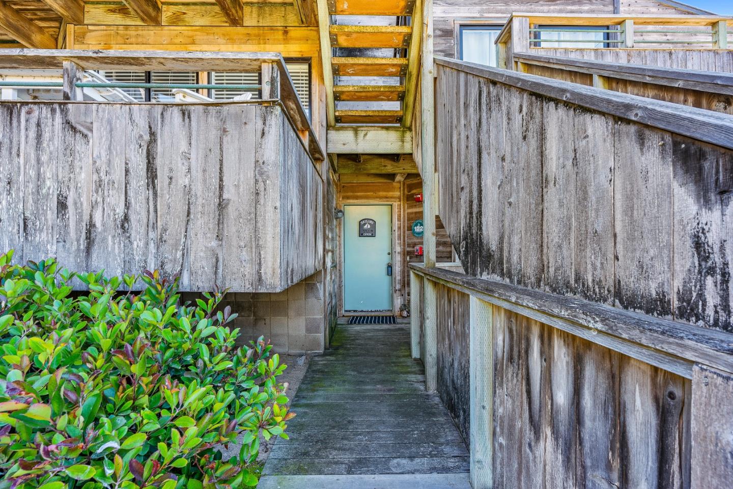 Detail Gallery Image 27 of 27 For 1 Surf Way #122,  Monterey,  CA 93940 - 1 Beds | 1 Baths