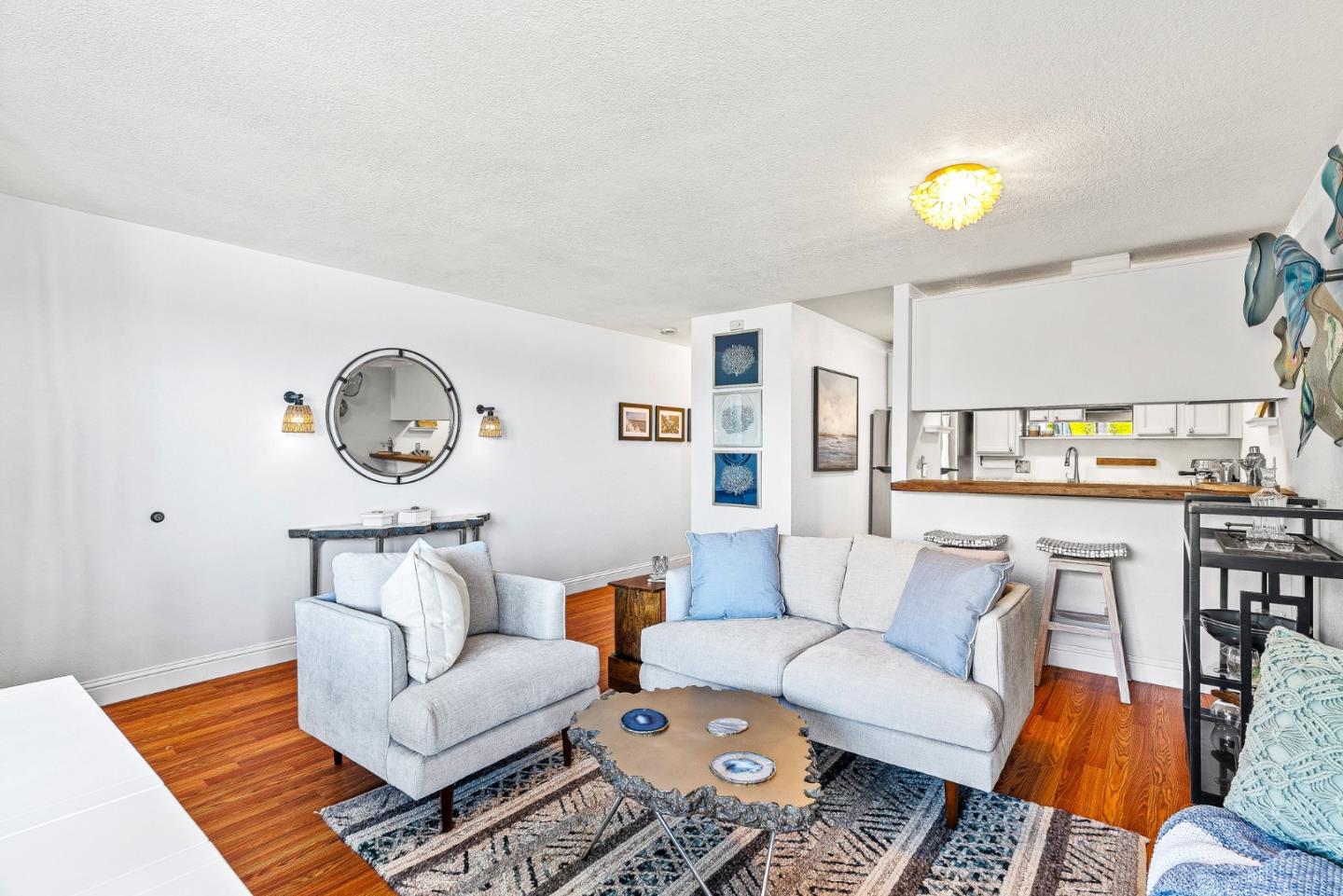 Detail Gallery Image 5 of 27 For 1 Surf Way #122,  Monterey,  CA 93940 - 1 Beds | 1 Baths