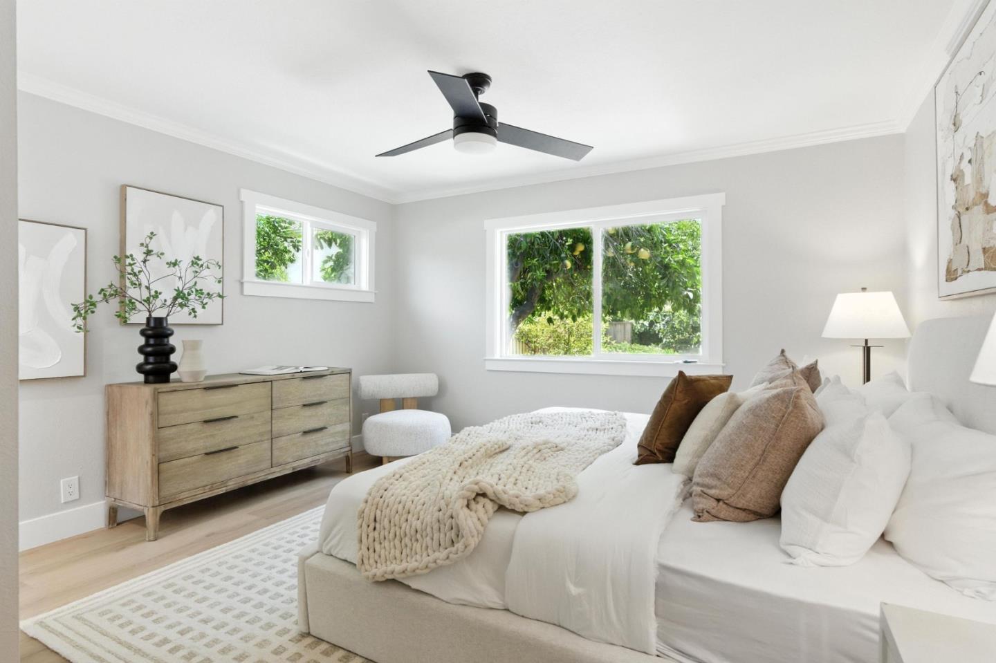Detail Gallery Image 16 of 30 For 956 Bryant Way, Sunnyvale,  CA 94087 - 3 Beds | 2 Baths