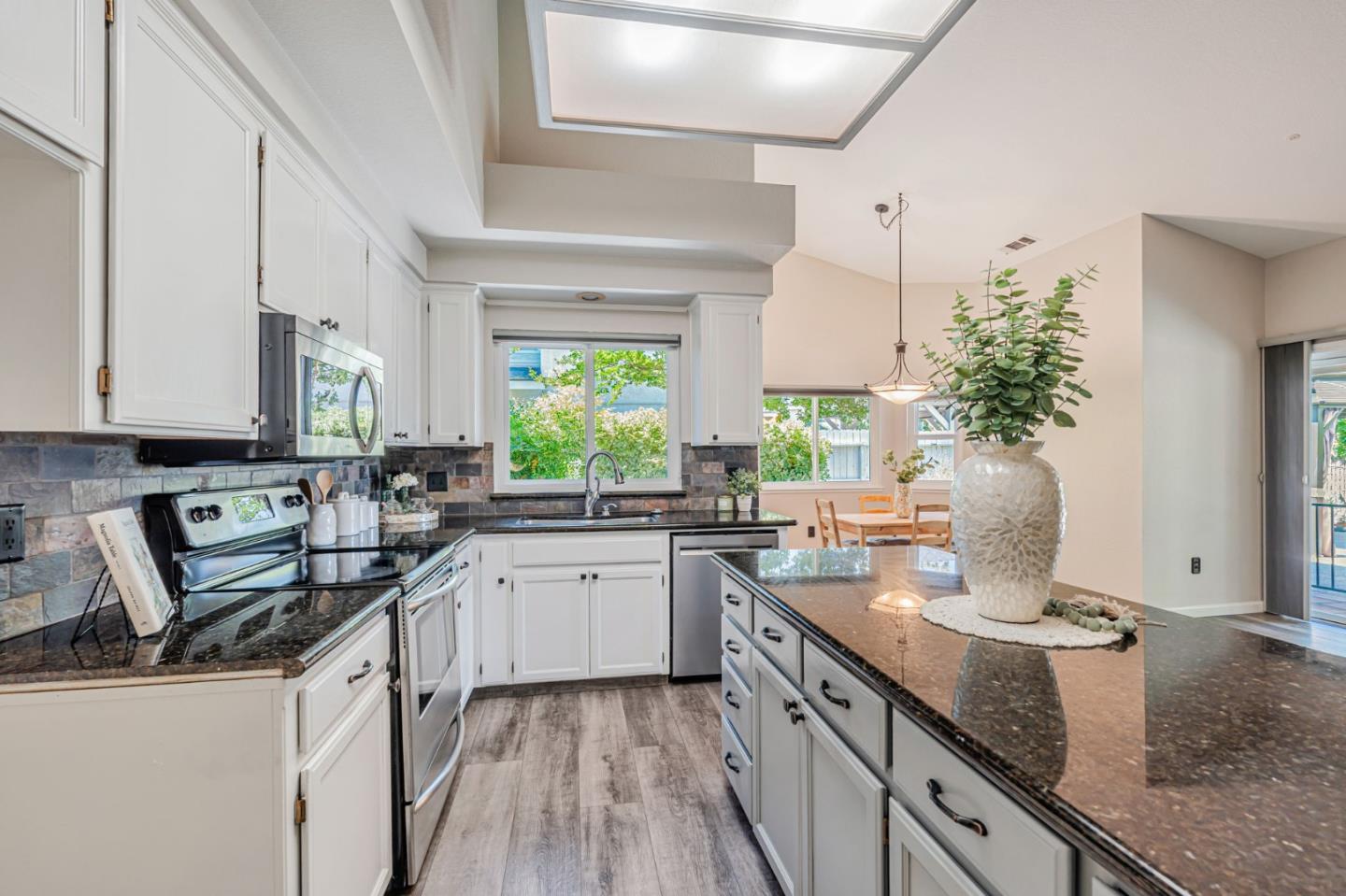Detail Gallery Image 11 of 46 For 4025 Santa Maria Pl, Turlock,  CA 95382 - 3 Beds | 2 Baths