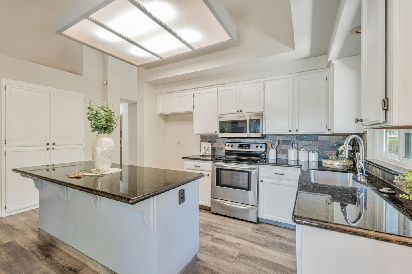 Detail Gallery Image 12 of 46 For 4025 Santa Maria Pl, Turlock,  CA 95382 - 3 Beds | 2 Baths