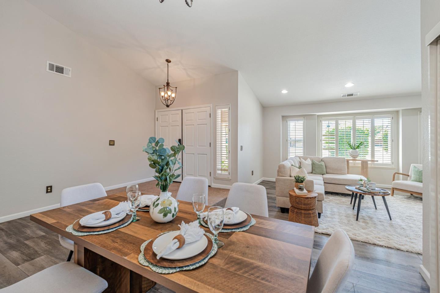 Detail Gallery Image 8 of 46 For 4025 Santa Maria Pl, Turlock,  CA 95382 - 3 Beds | 2 Baths