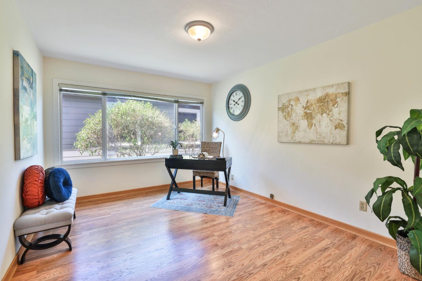 Detail Gallery Image 13 of 42 For 1621 Brittan Ave, San Carlos,  CA 94070 - 3 Beds | 1/1 Baths