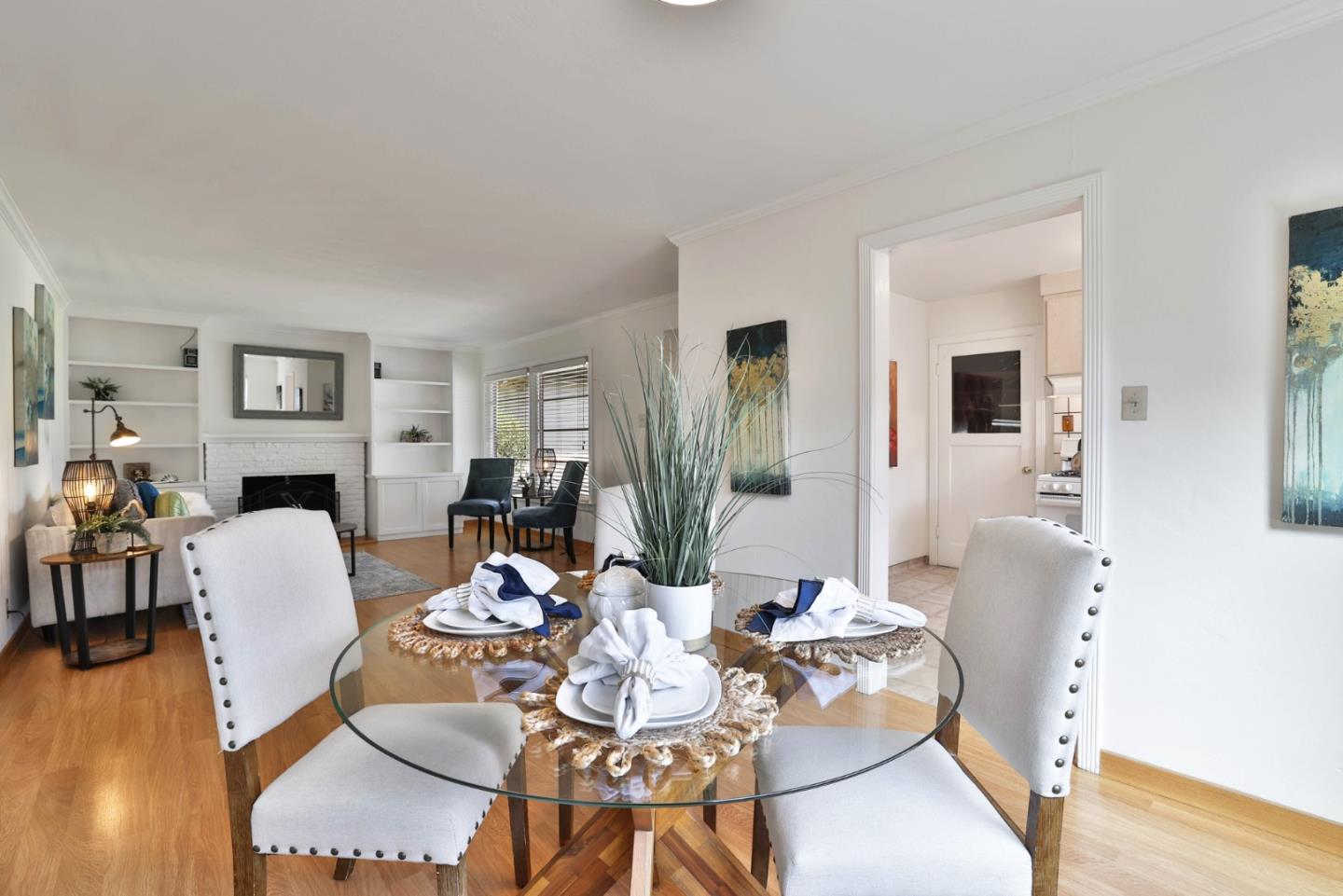 Detail Gallery Image 9 of 42 For 1621 Brittan Ave, San Carlos,  CA 94070 - 3 Beds | 1/1 Baths