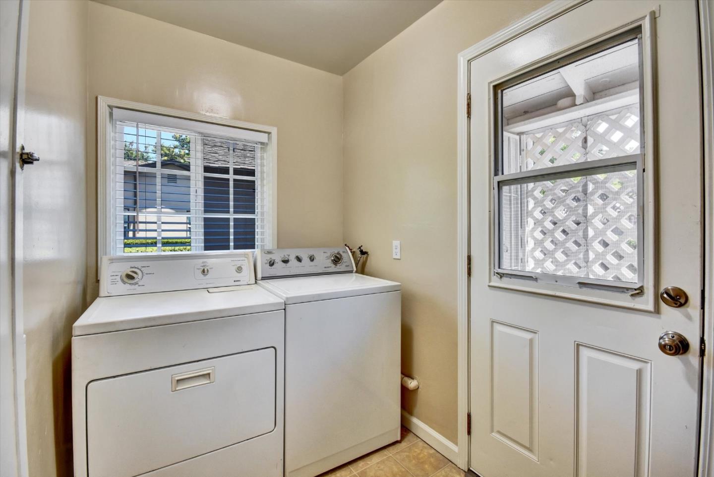 Detail Gallery Image 12 of 34 For 2012 Heatherdale Ave, San Jose,  CA 95128 - – Beds | – Baths