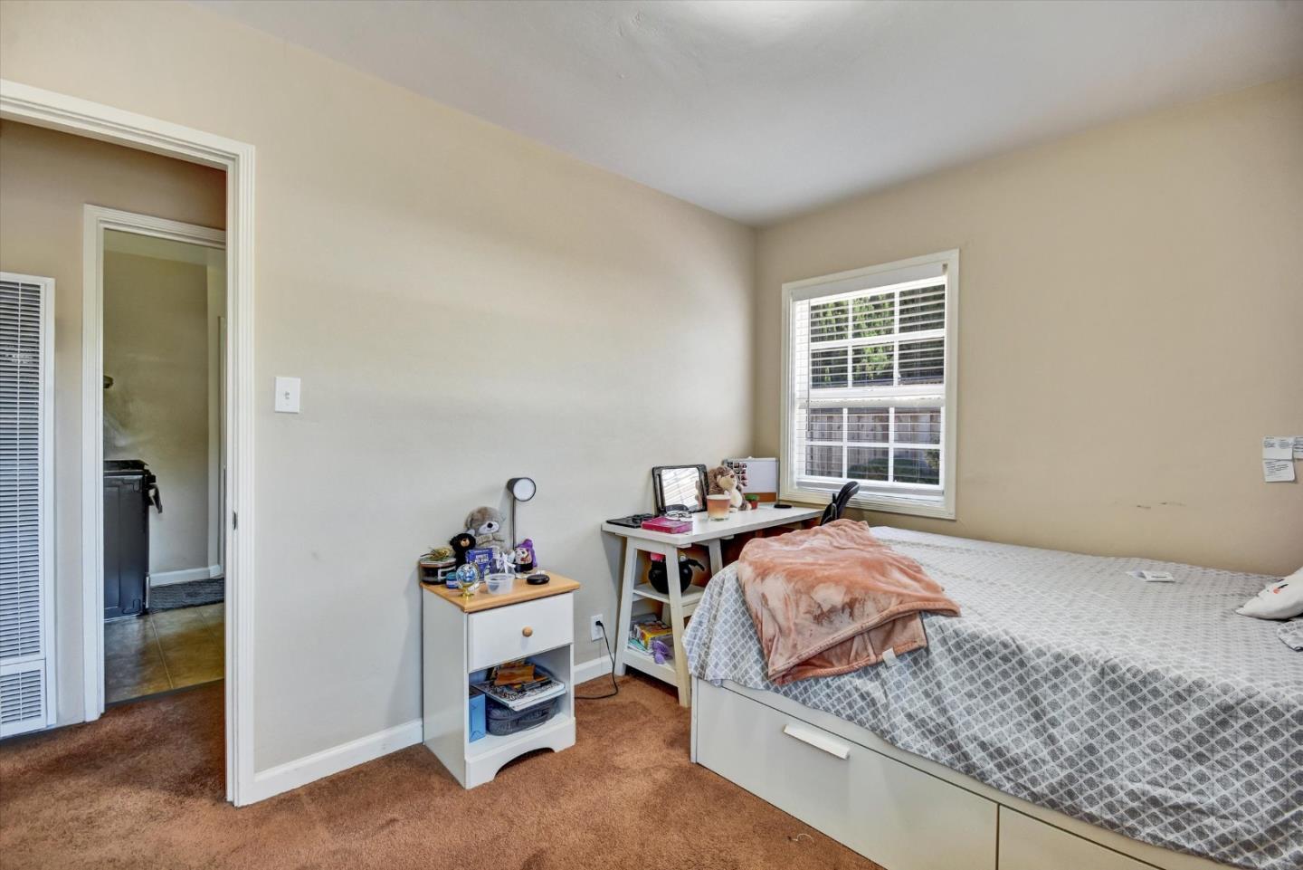 Detail Gallery Image 18 of 34 For 2012 Heatherdale Ave, San Jose,  CA 95128 - – Beds | – Baths