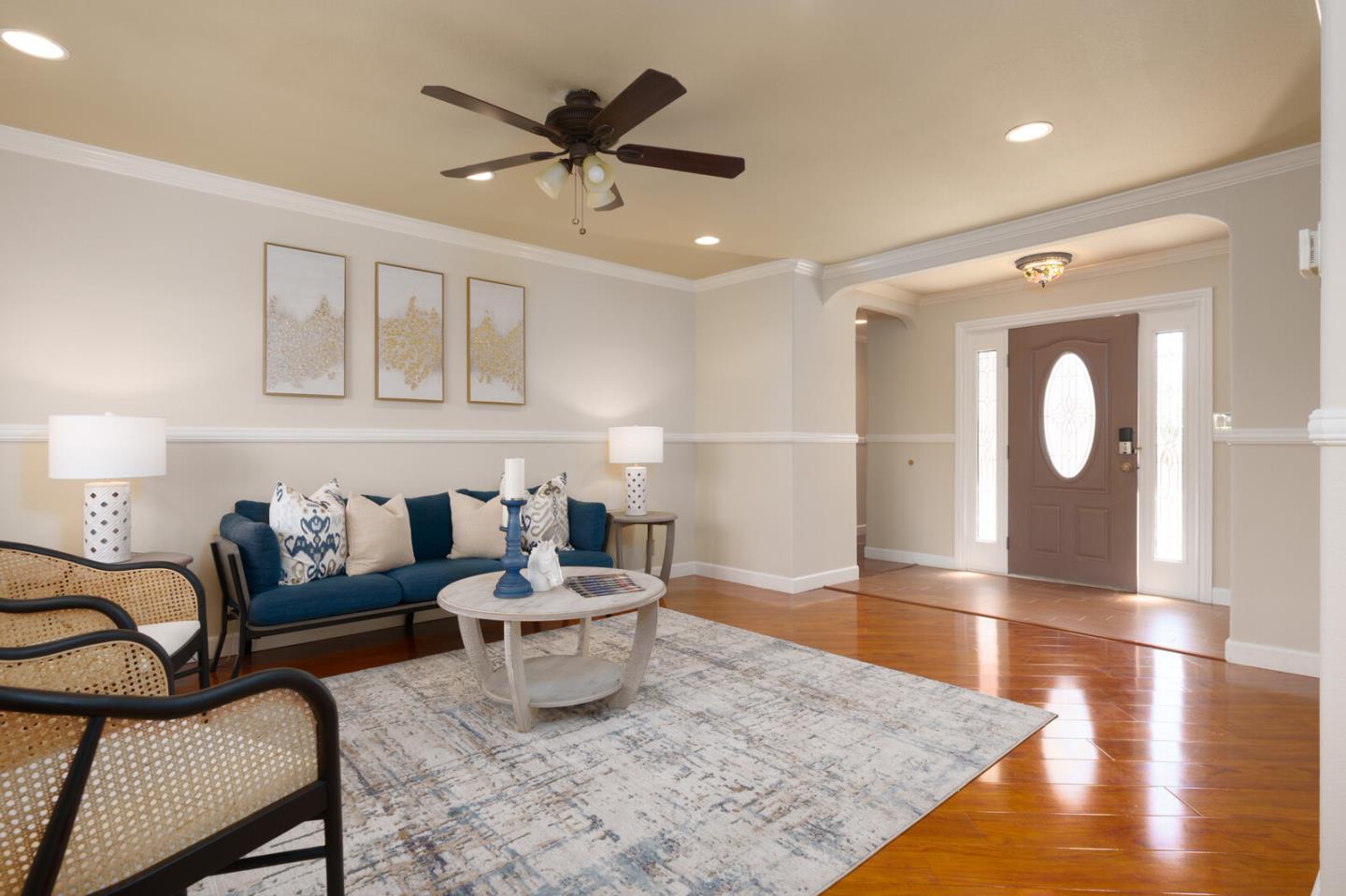 Detail Gallery Image 5 of 24 For 5945 Montalvo Dr, San Jose,  CA 95123 - 4 Beds | 2 Baths