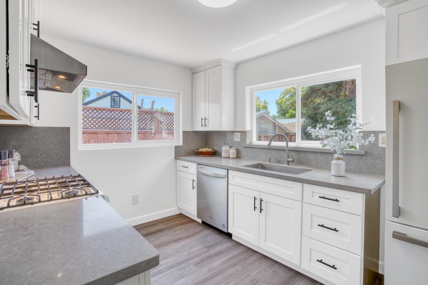 Detail Gallery Image 11 of 55 For 209 N 16th St, San Jose,  CA 95112 - 2 Beds | 2 Baths