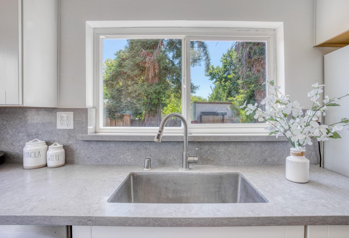 Detail Gallery Image 18 of 55 For 209 N 16th St, San Jose,  CA 95112 - 2 Beds | 2 Baths