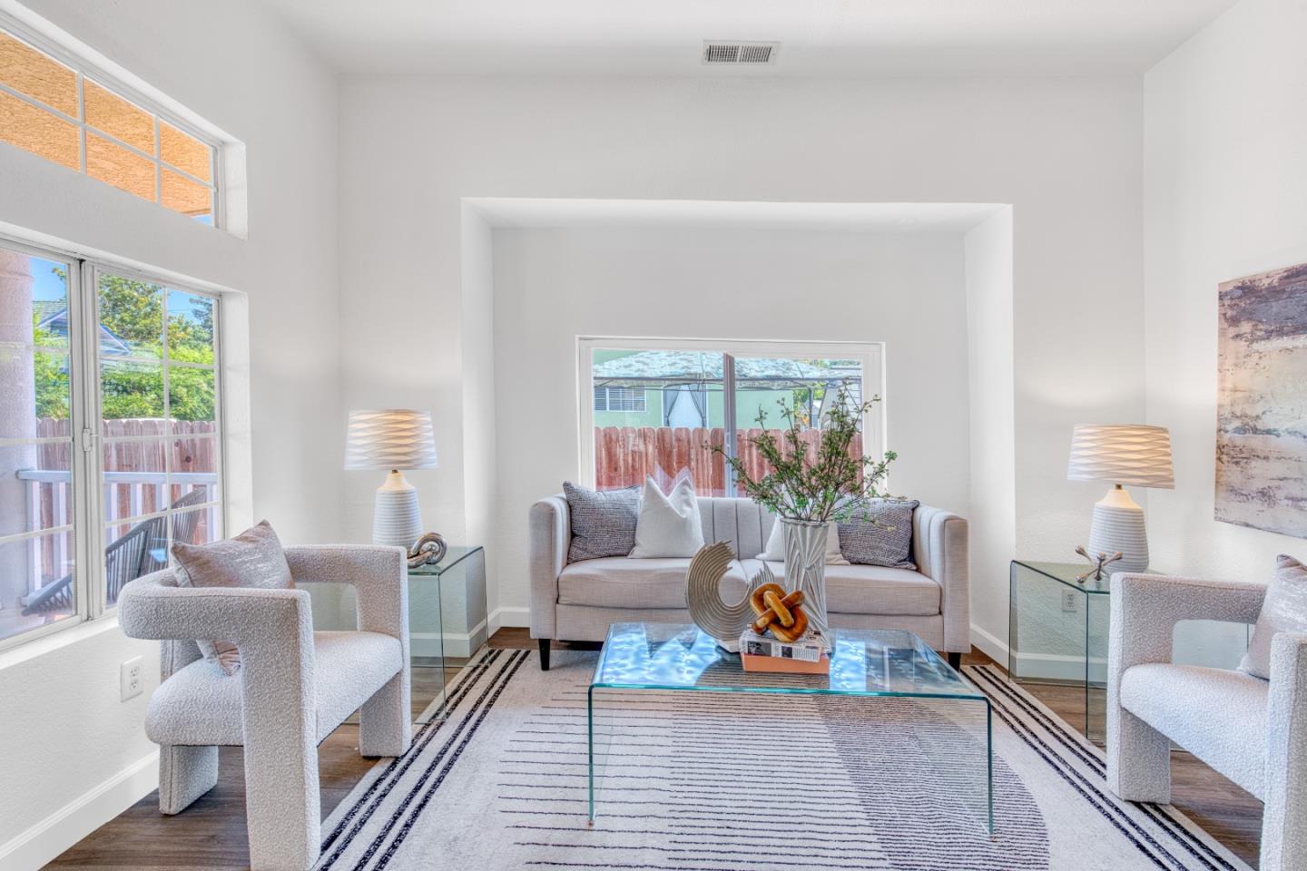 Detail Gallery Image 5 of 55 For 209 N 16th St, San Jose,  CA 95112 - 2 Beds | 2 Baths