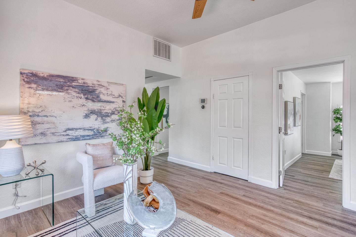 Detail Gallery Image 9 of 55 For 209 N 16th St, San Jose,  CA 95112 - 2 Beds | 2 Baths
