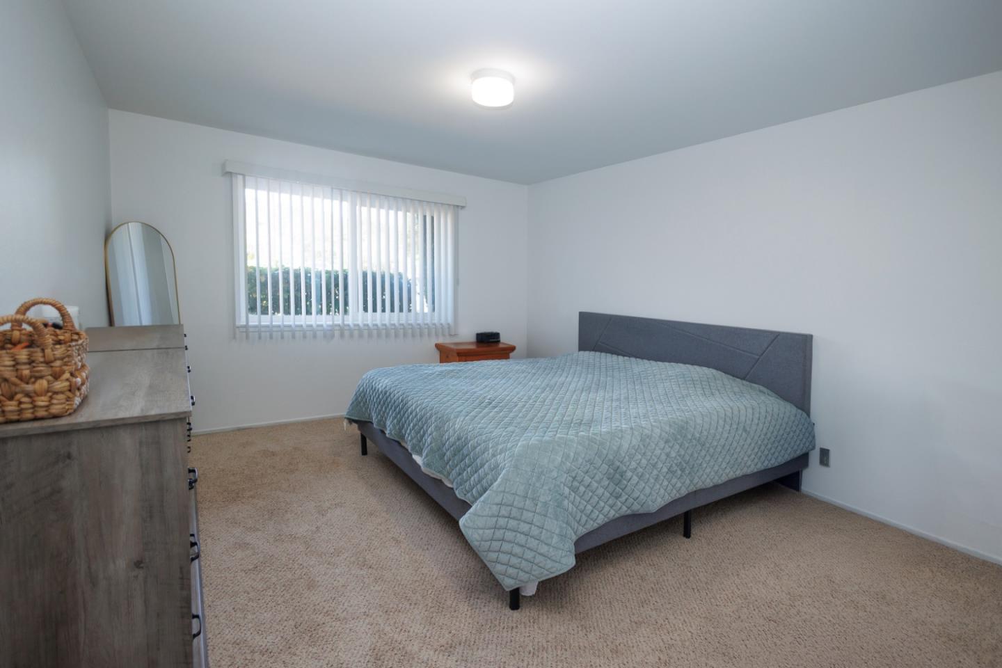 Detail Gallery Image 14 of 52 For 2186 Carlmont Dr, Belmont,  CA 94002 - – Beds | – Baths