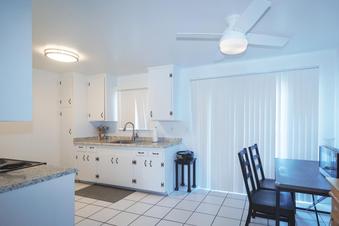 Detail Gallery Image 30 of 52 For 2186 Carlmont Dr, Belmont,  CA 94002 - – Beds | – Baths