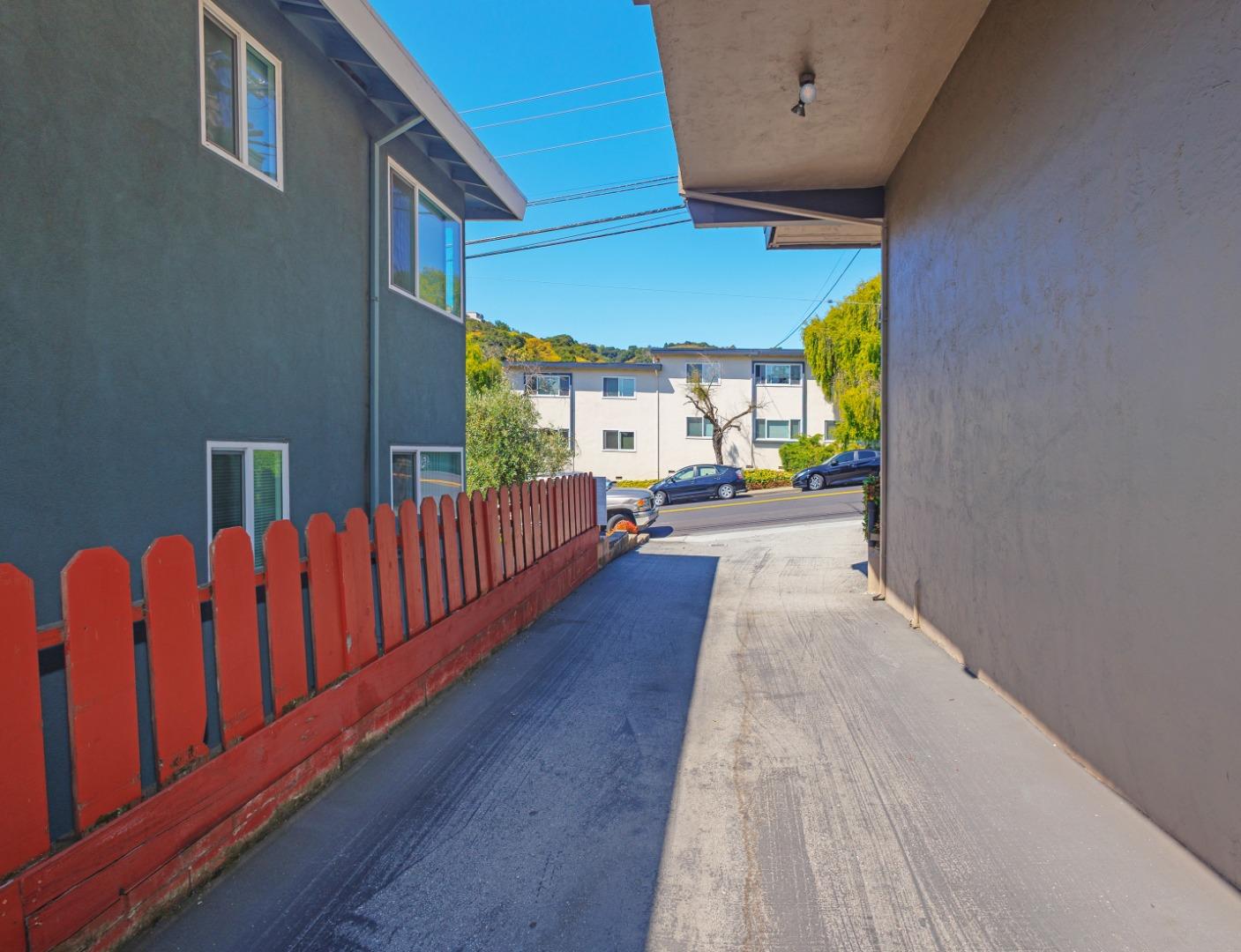 Detail Gallery Image 44 of 52 For 2186 Carlmont Dr, Belmont,  CA 94002 - – Beds | – Baths