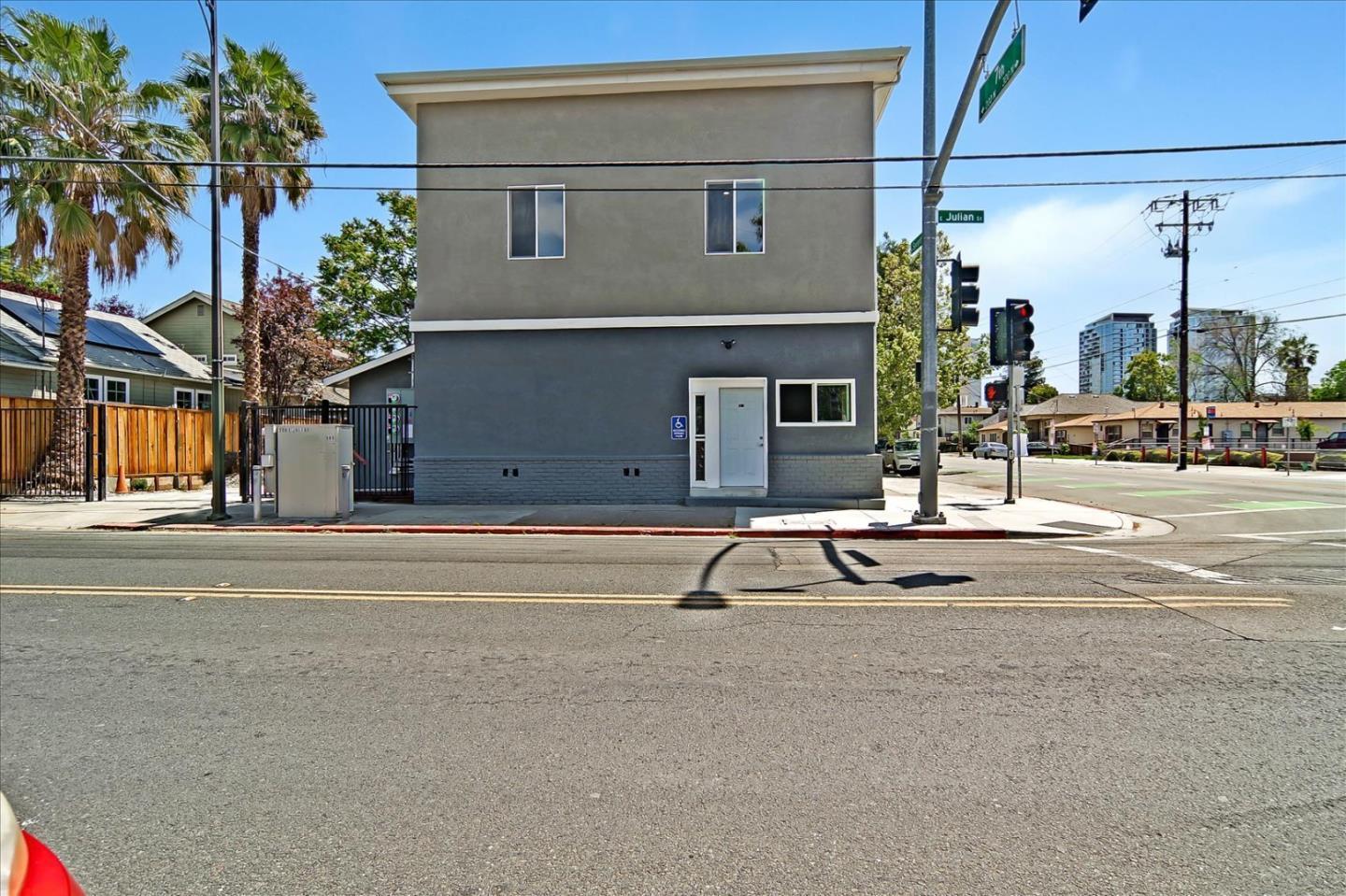 Detail Gallery Image 3 of 8 For 298 N 7th St, San Jose,  CA 95112 - – Beds | – Baths