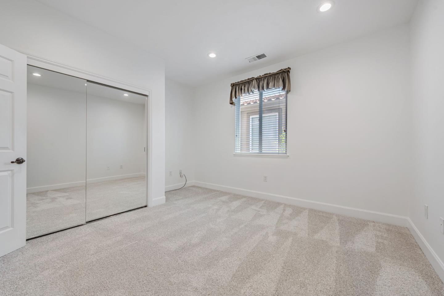 Detail Gallery Image 28 of 34 For 1735 Whispering Willow Pl, San Jose,  CA 95125 - 4 Beds | 2/1 Baths