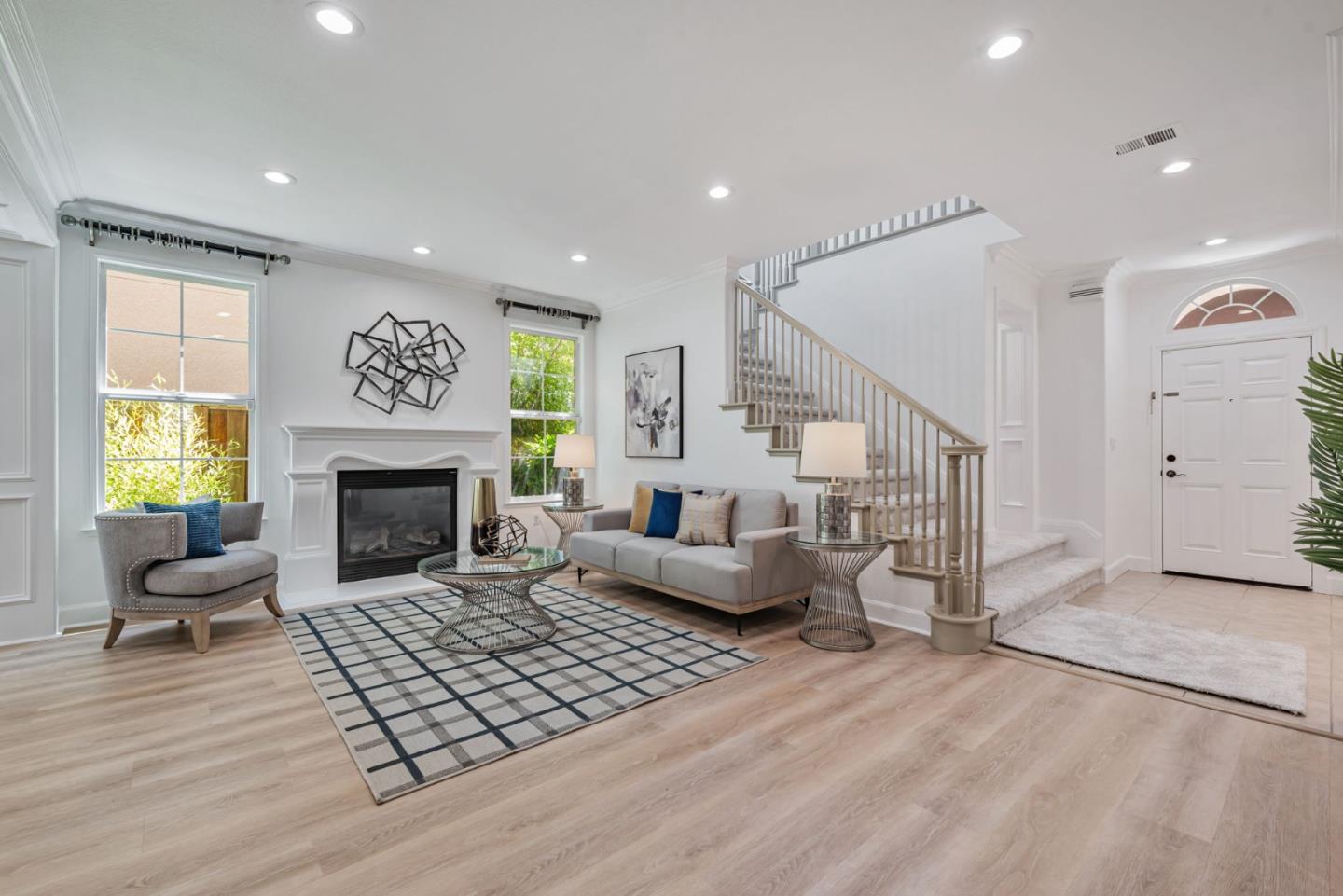Detail Gallery Image 4 of 34 For 1735 Whispering Willow Pl, San Jose,  CA 95125 - 4 Beds | 2/1 Baths