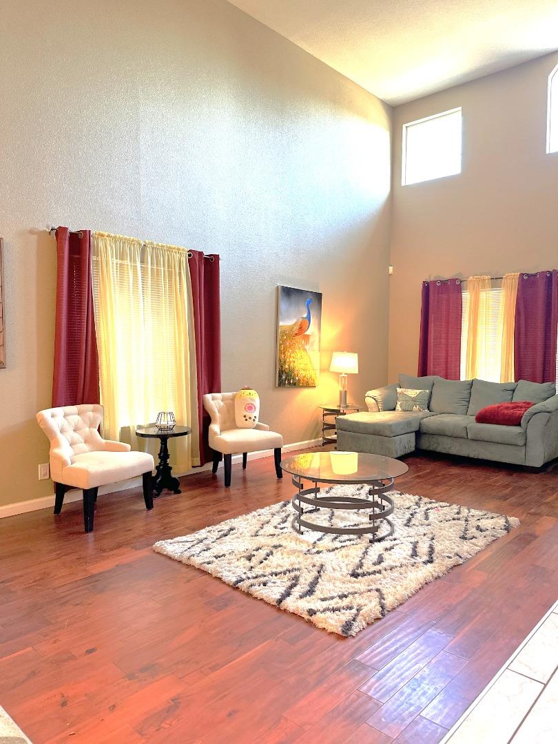 Detail Gallery Image 11 of 36 For 2613 Medinah Ct, Modesto,  CA 95355 - 3 Beds | 2/1 Baths