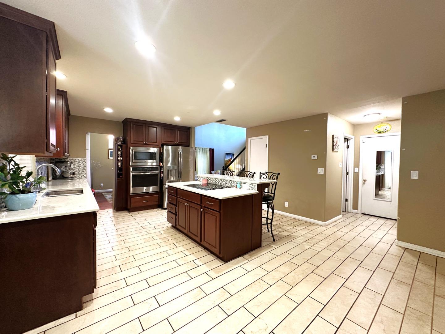 Detail Gallery Image 17 of 36 For 2613 Medinah Ct, Modesto,  CA 95355 - 3 Beds | 2/1 Baths