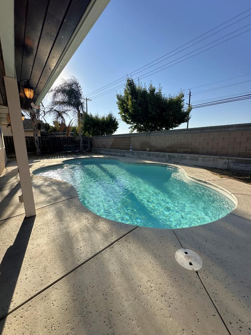 Detail Gallery Image 28 of 36 For 2613 Medinah Ct, Modesto,  CA 95355 - 3 Beds | 2/1 Baths