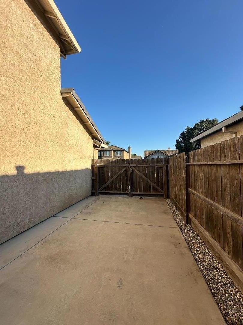 Detail Gallery Image 34 of 36 For 2613 Medinah Ct, Modesto,  CA 95355 - 3 Beds | 2/1 Baths