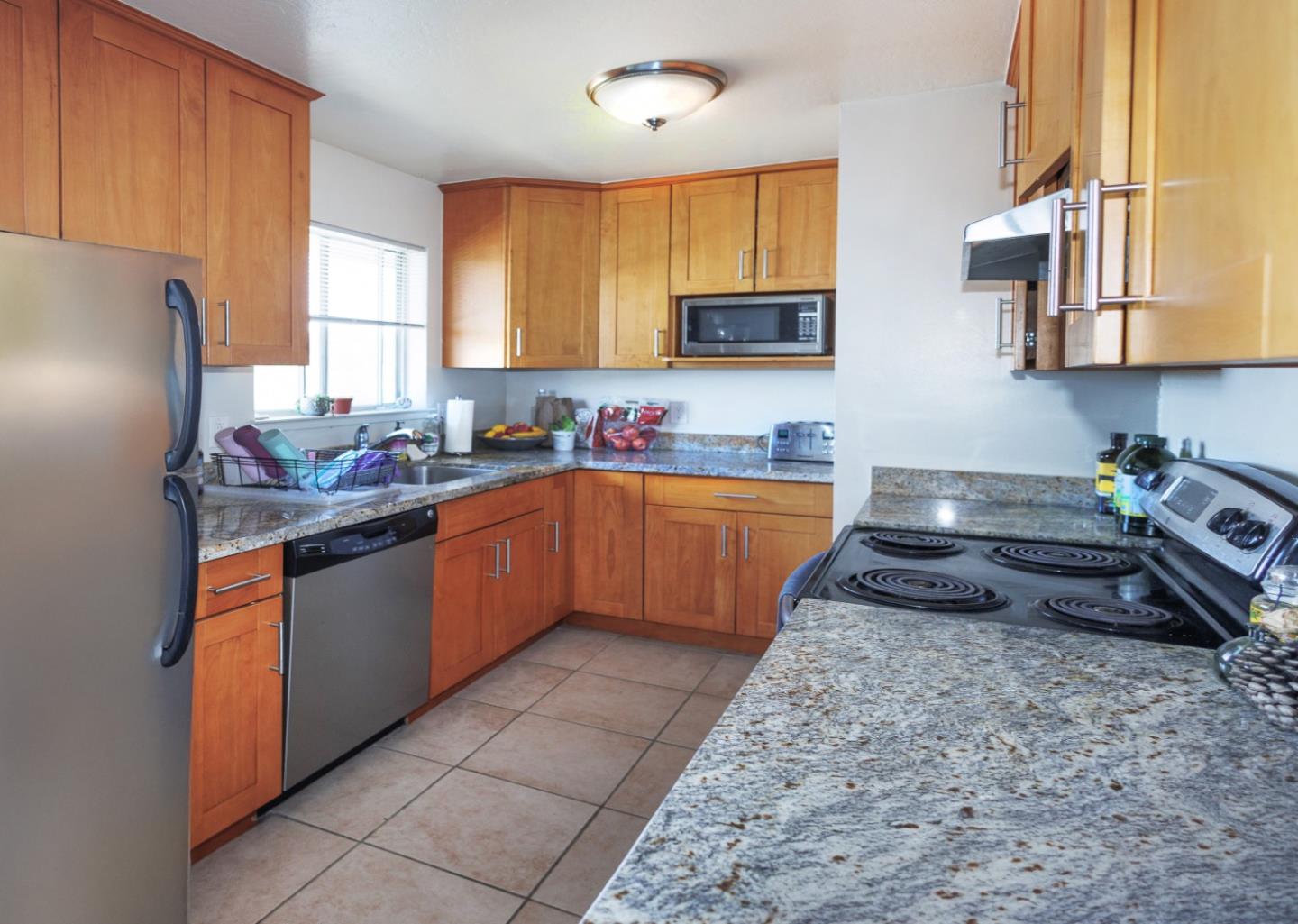 Detail Gallery Image 15 of 46 For 1205 Geraldine Way, Belmont,  CA 94002 - – Beds | – Baths