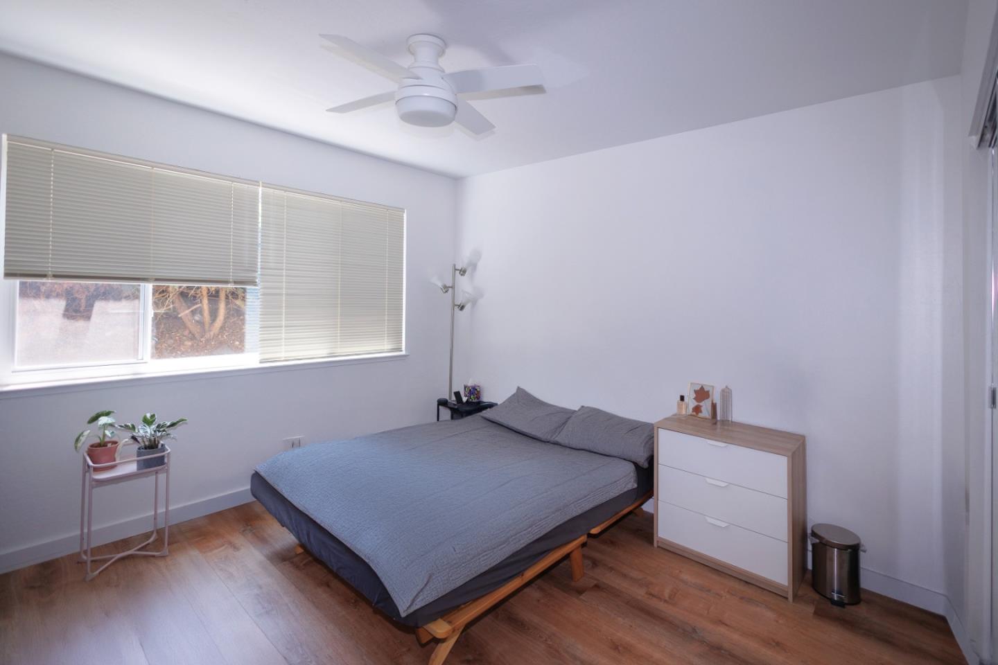 Detail Gallery Image 25 of 46 For 1205 Geraldine Way, Belmont,  CA 94002 - – Beds | – Baths